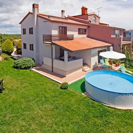 Villa Nada In Vinkuran à Pula Extérieur photo
